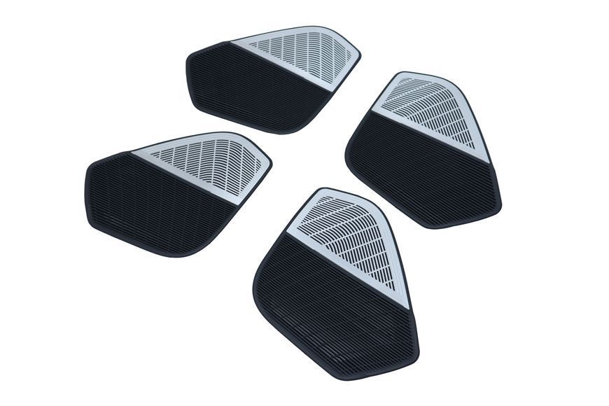 Сітки з підсвіткою вставки в карти дверей Audi Q8 Bang & Olufsen Q8 фото