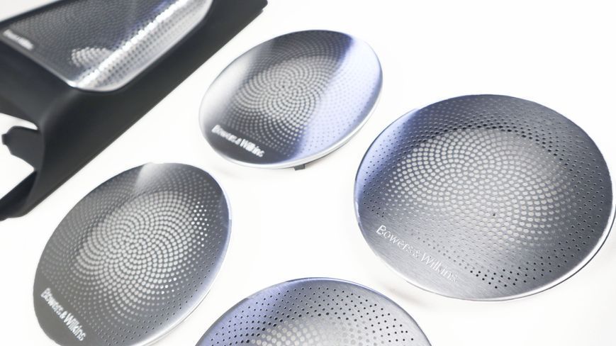 Комплект сіток з підсвічуванням Bowers & Wilkins на BMW X4 G02 g02 фото