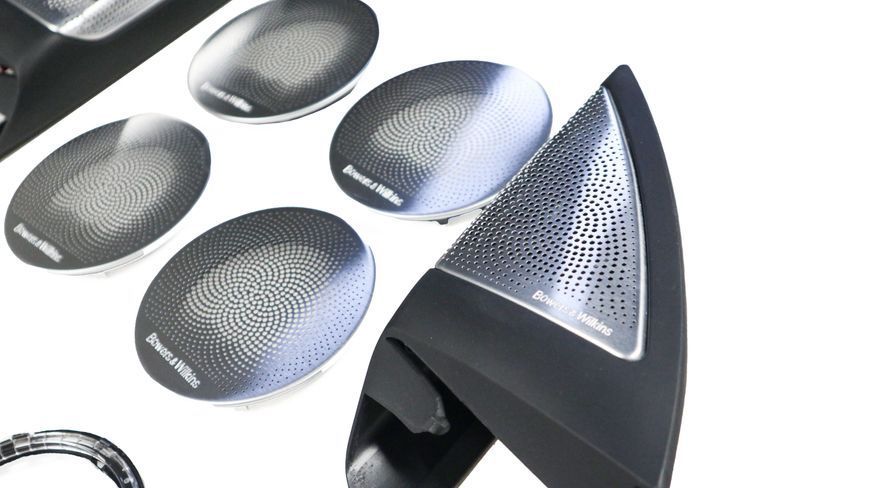 Комплект сіток з підсвічуванням Bowers & Wilkins на BMW X4 G02 g02 фото