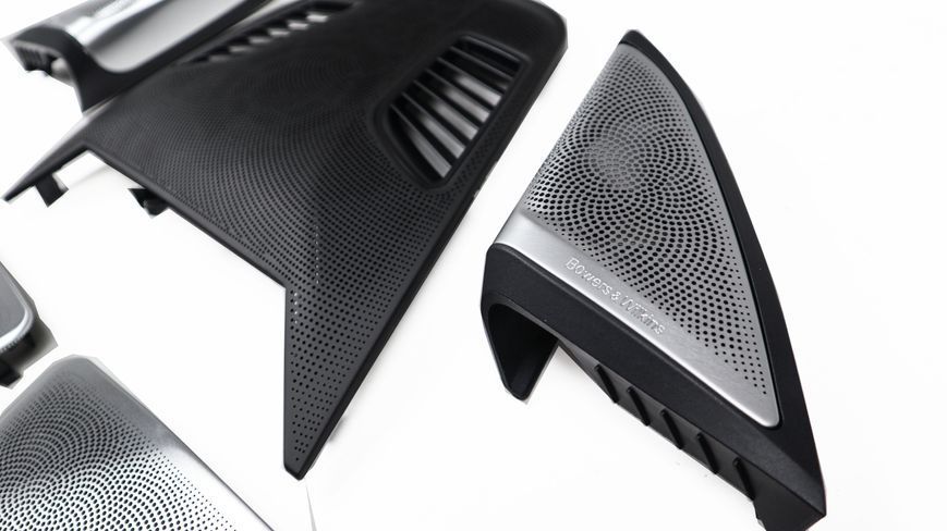Комплект сіток з підсвічуванням Bowers & Wilkins на BMW G30 / M5 F90 g30 фото